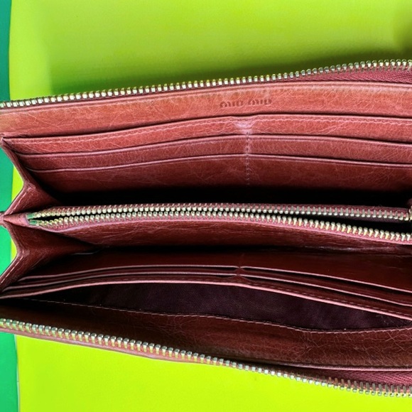 Miu Miu Materasse Leather Zip Wallet Luxury Authentic - Picture 8 of 12